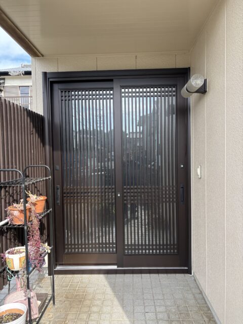 O様邸　玄関引戸カバー工法